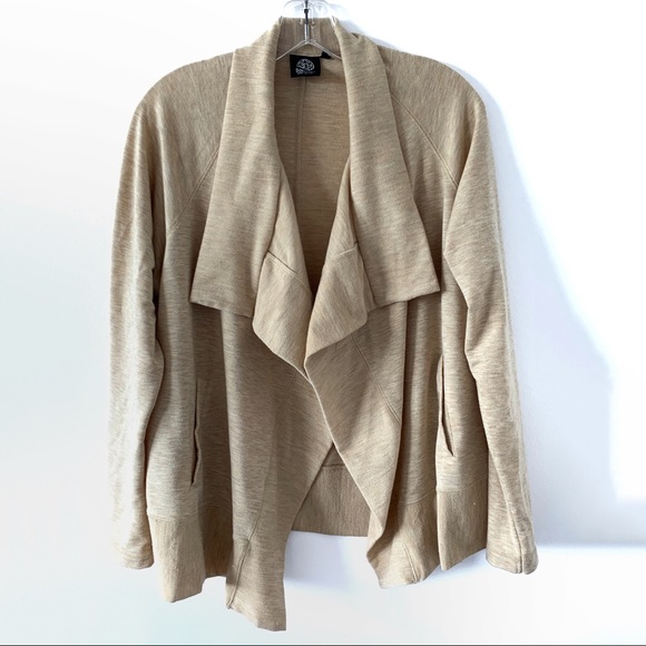 bobeau Sweaters - BOBEAU CARDIGAN POINTED COLLAR TAN COLOR bobeau Sweaters - BOBEAU CARDIGAN POINTED COLLAR TAN COLOR